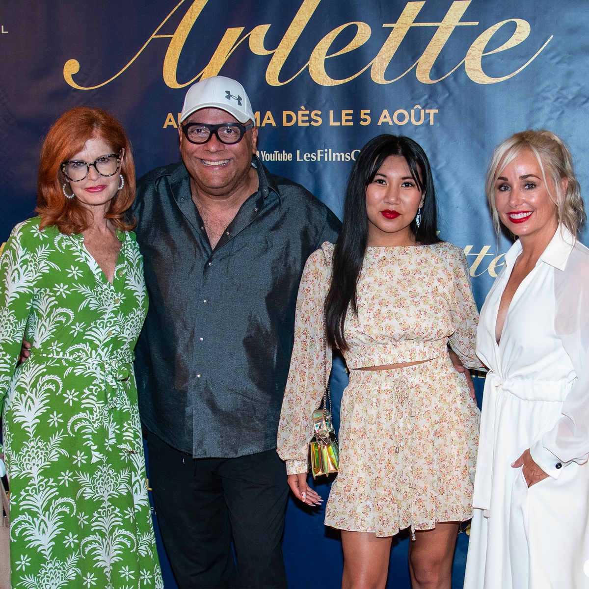 Sur le tapis rouge du film Arlette