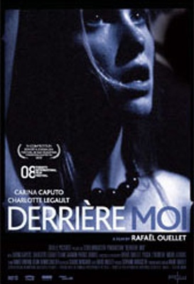 Derrière moi