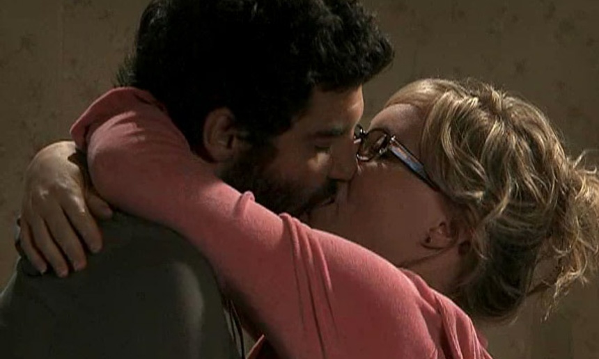 Bande-annonce du film Le baiser du barbu