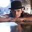 Cam Gigandet dans Burlesque