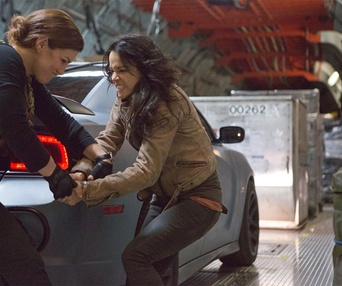 Une scène du film Fast & Furious 6