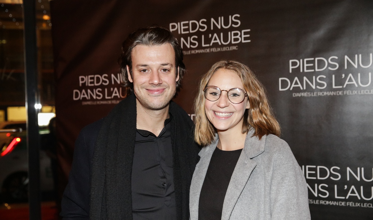 Beaucoup de vedettes pour la première du film Pieds nus dans l'aube