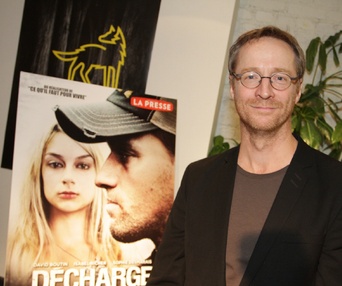 Sur le tapis rouge de Décharge