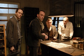 Scène du film The Counterfeiters