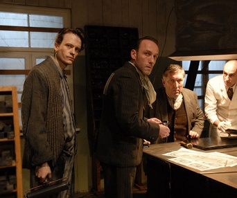 Scène du film The Counterfeiters