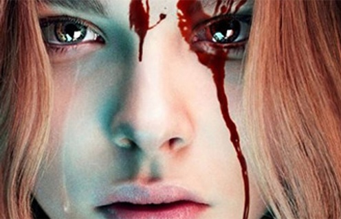 Chloë Grace Moretz incarne le personnage principal de Carrie