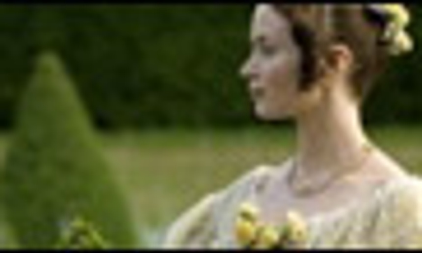 La sortie du film The Young Victoria retardée d'un mois