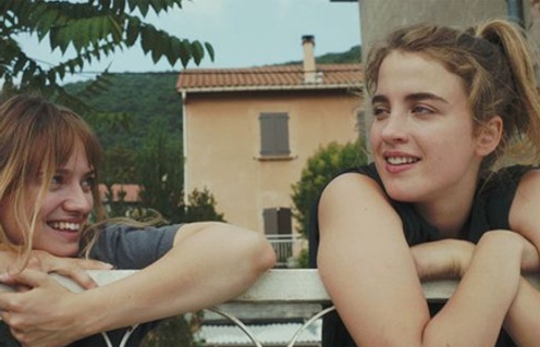 Sara Forestier et Adèle Haenel dans Suzanne