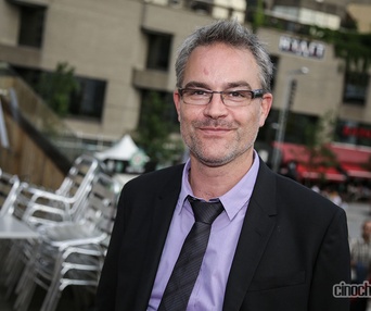 Sur le tapis rouge de Louis Cyr : L'homme le plus fort du monde