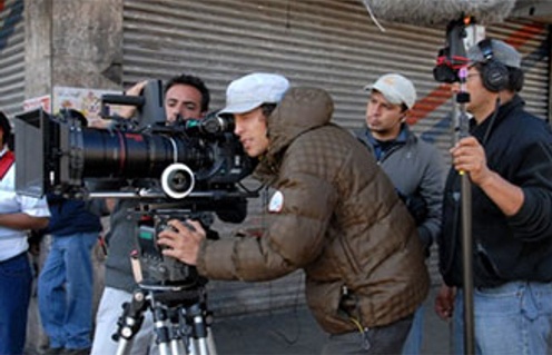 Cary Fukunaga sur le plateau du film Sin nombre