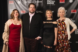 Tapis rouge du film Lucy Grizzli Sophie Tapis rouge du film Lucy Grizzli Sophie