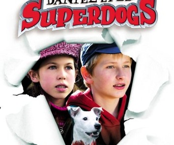 Affiche du film Daniel et les Superdogs