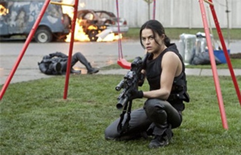 Michelle Rodriguez dans Resident Evil: Retribution