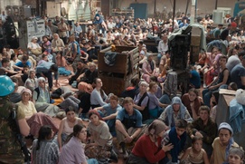 Une scène du film Quo vadis, Aida?
