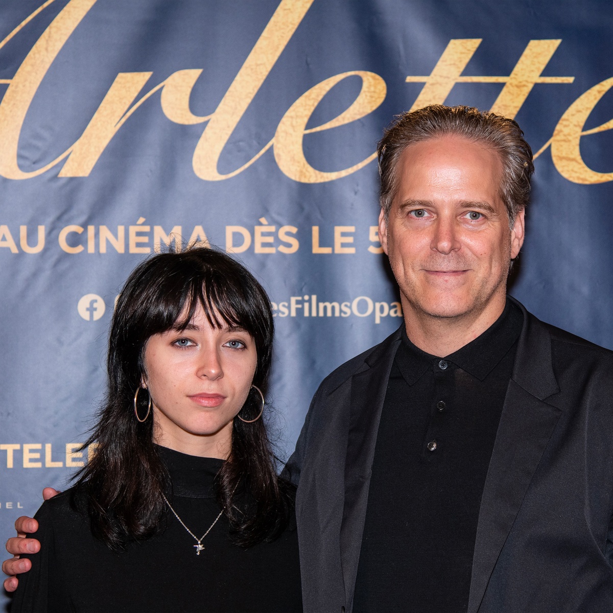 Sur le tapis rouge du film Arlette