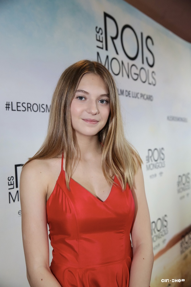 Sur le tapis rouge du film Les rois mongols