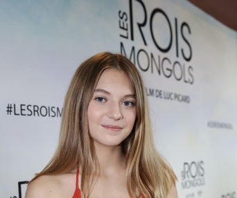 Sur le tapis rouge du film Les rois mongols
