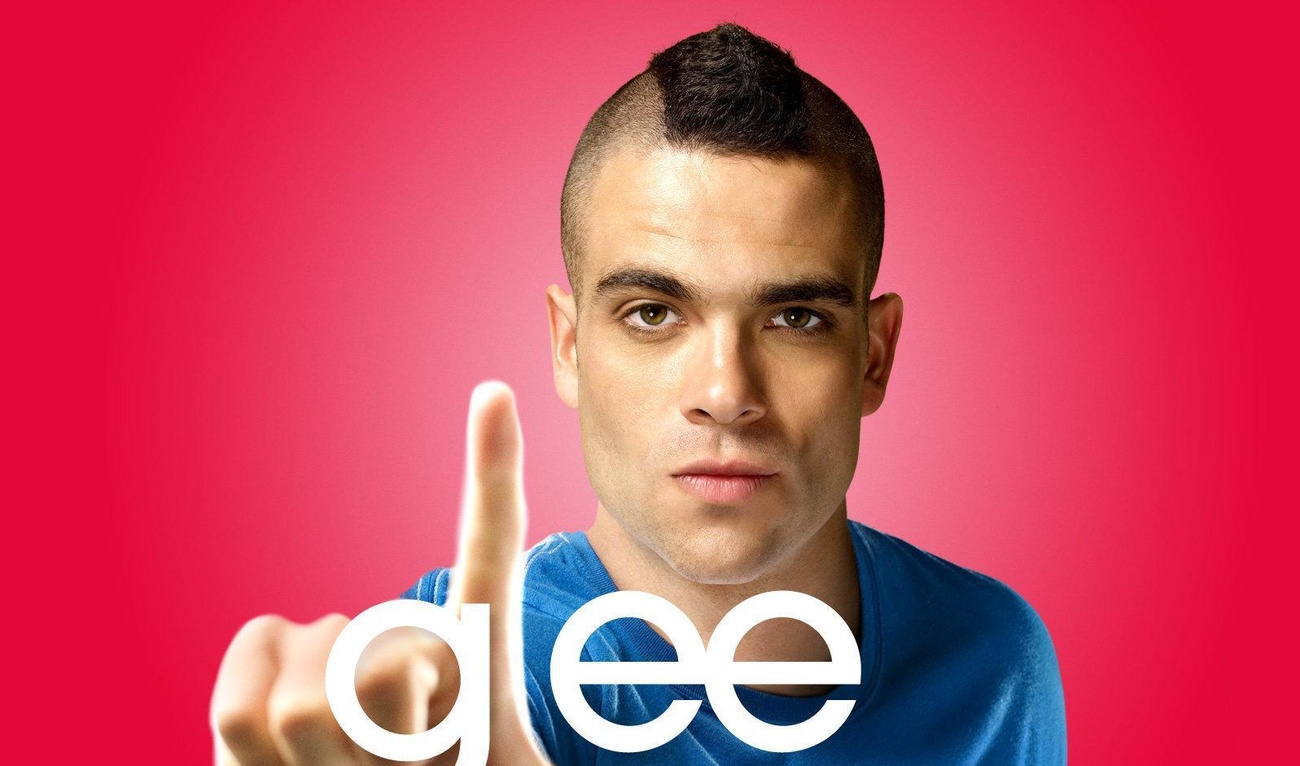 Un acteur de la série Glee arrêté pour pornographie juvénile