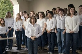 Une scène du film Military Wives