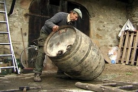 Scène du film Ici Najac, à vous la Terre