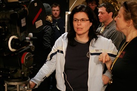Scène du film Serveuses demandées
