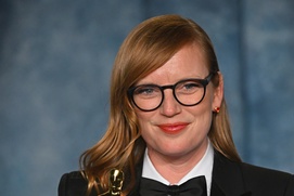 Sur le tapis rouge du Vanity Fair Oscar Party 2023 Sur le tapis rouge du Vanity Fair Oscar Party 2023