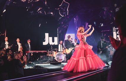 Julie Snyder lance La semaine des 4 Julie