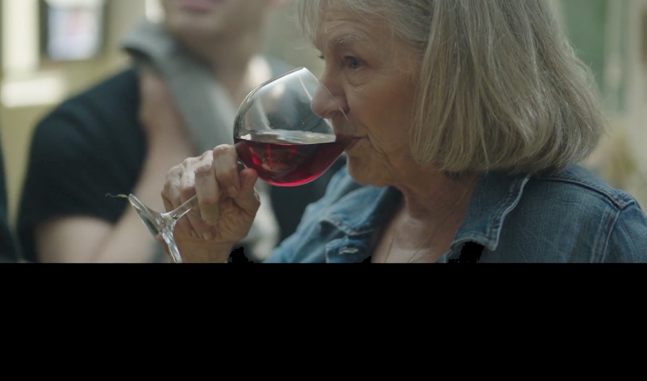 Une bande-annonce inquiétante pour le nouveau vidéoclip de Karim Ouellet