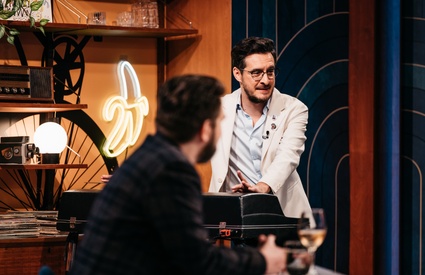 Image de l'article Le fils de Bernard Drainville, Lambert, visite le plateau de «On va se le dire »