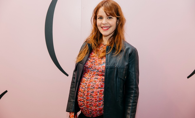 Image de l'article Noémie O'Farrell de «Sorcières» est maintenant maman