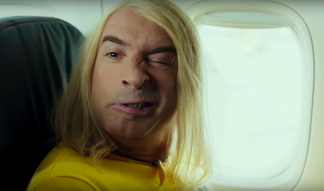 Brice de Nice est de retour dans cette nouvelle bande-annonce déjantée