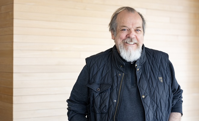 Image de l'article Guy Nadon à la narration d'une téléréalité de Noël