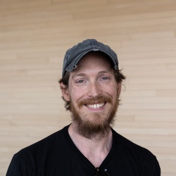 Photo de Adam Kosh