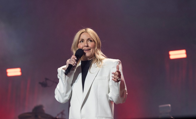 Image de l'article Véro explique pourquoi elle a choisi l’un de ses ex pour rejoindre son émission de radio