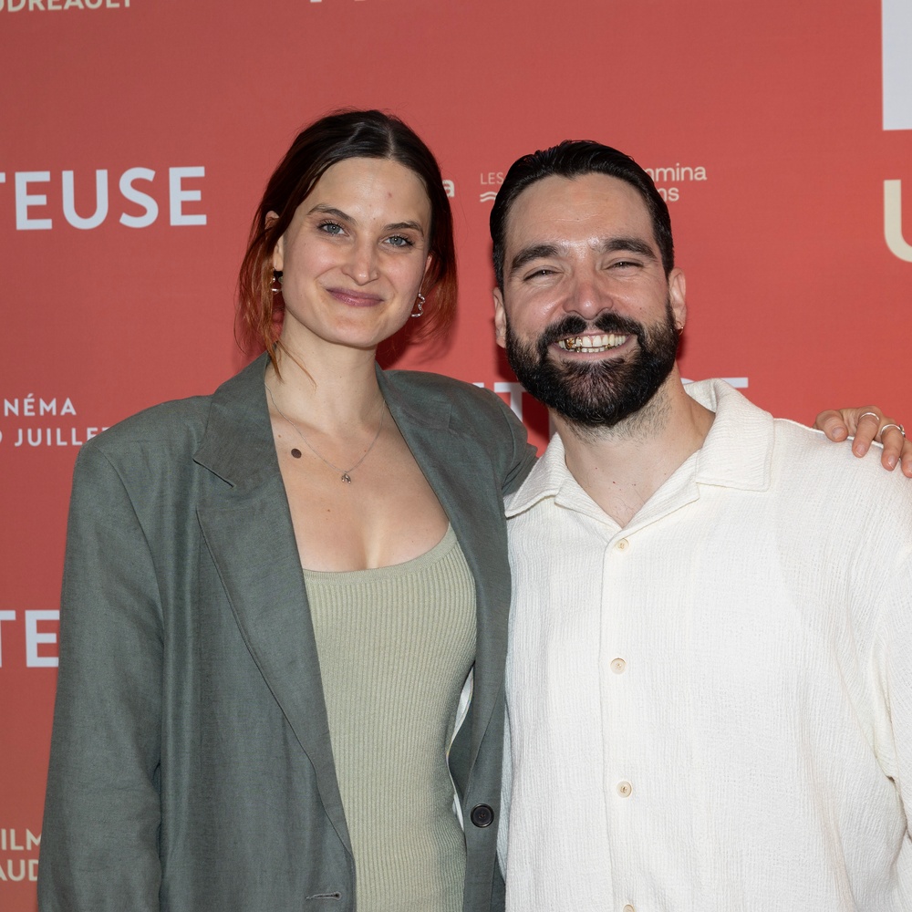 Première de Menteuse