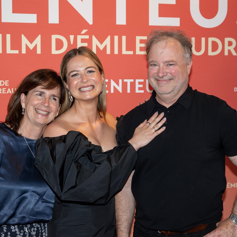 Première de Menteuse