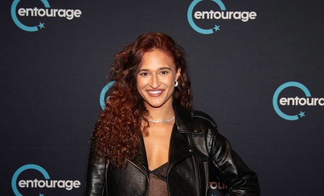 Image de l'article Lili-Ann De Francesco de «La voix» pose avec son conjoint connu