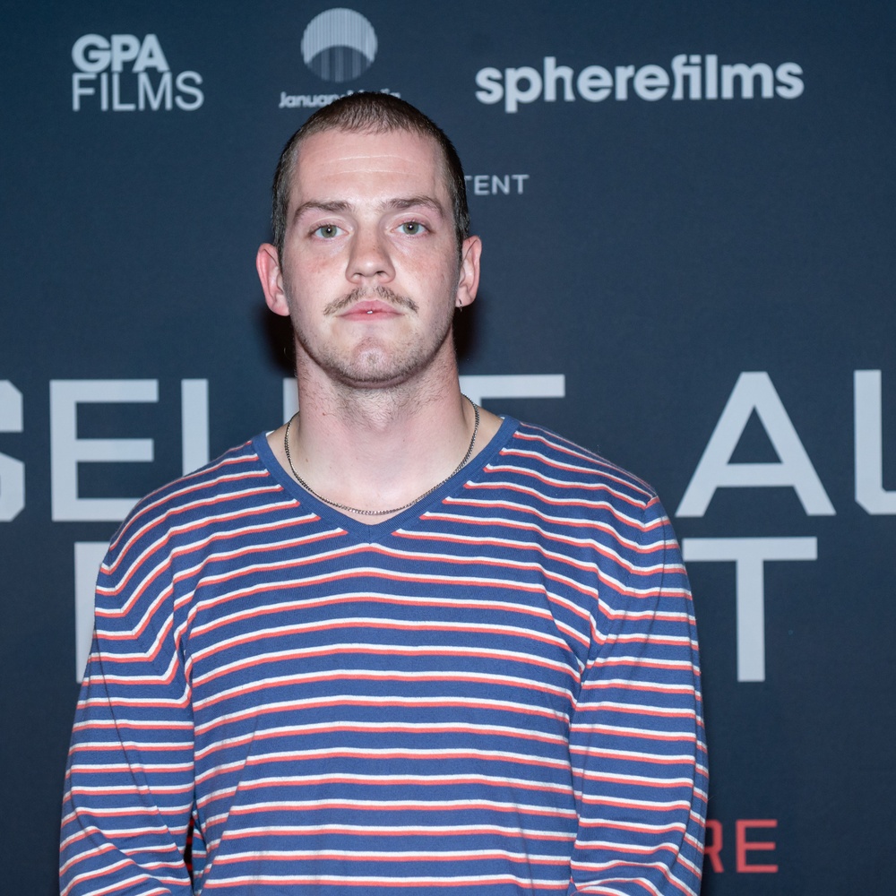 Première du film Seule au front (Out Standing)