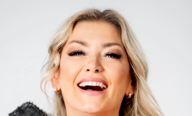 <span style="color: rgb(71, 85, 105);">Marie-Chantal Toupin</span>