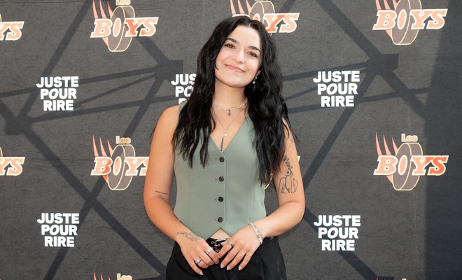 Image de l'article Vidéo : Katrine Sansregret de «Star Académie» vit un moment inoubliable en spectacle