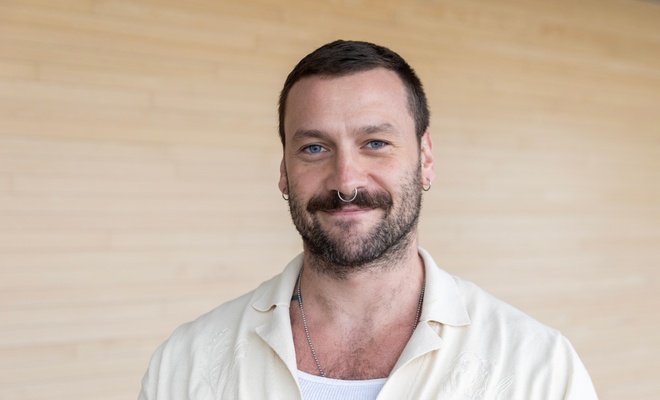 Image de l'article Un mariage de rêve pour Jérémie Jacob de la série «Les Armes »