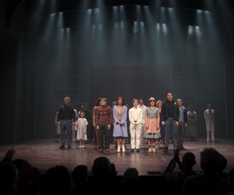 Images du film Behind the Curtain: Stranger Things The First Shadow