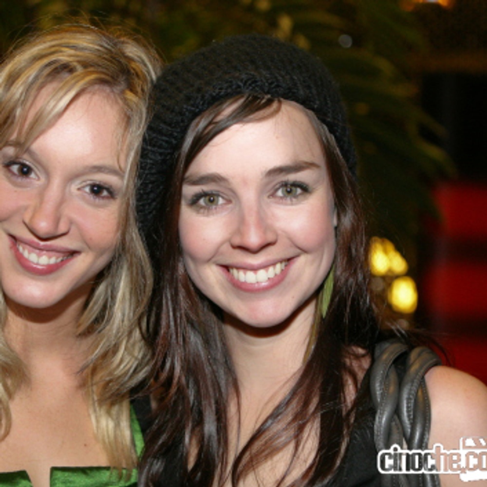 Noémie Yelle et Vivane Audet sur le tapis rouge de Babine