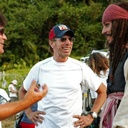 Gore Verbinski, Jerry Bruckheimer et Johnny Depp sur le plateau de Pirates of the Caribbean
