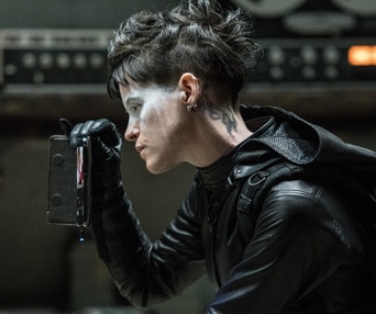 Une scène du film The Girl in the Spider's Web