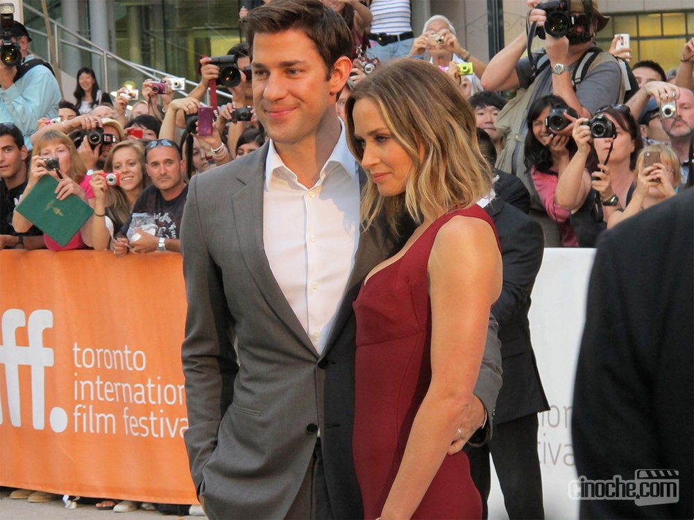 TIFF 2012 - Sur le tapis rouge de Looper