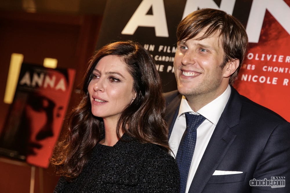 Sur le tapis rouge du film Anna