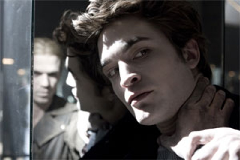 Robert Pattinson dans le film Twilight : La fascination