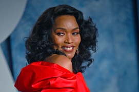 Sur le tapis rouge du Vanity Fair Oscar Party 2023 Sur le tapis rouge du Vanity Fair Oscar Party 2023