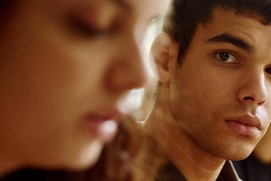Une scène du film Une histoire d'amour et de désir Une scène du film Une histoire d'amour et de désir